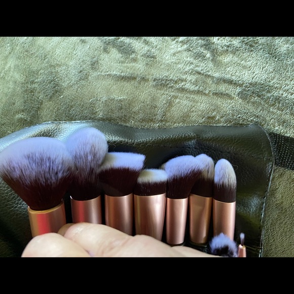 Professional Cosmetics Brushes with Belt Waist Bag - Picture 2 of 6